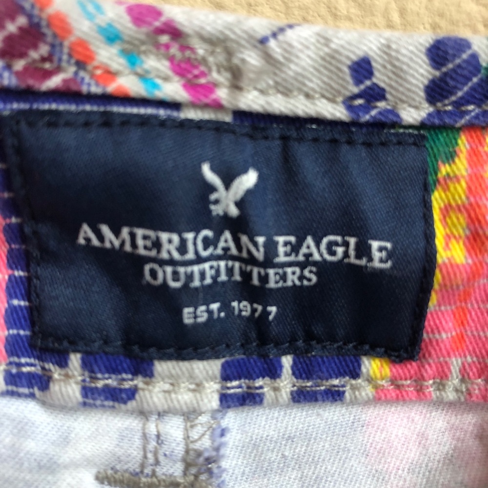 Euc American Eagle Patterned Shorts - image 3